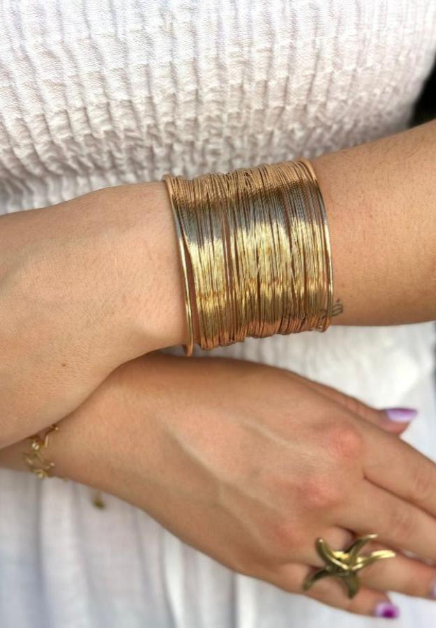Brazalete Hilo Pequeño De Acero Con Cierre Abierto