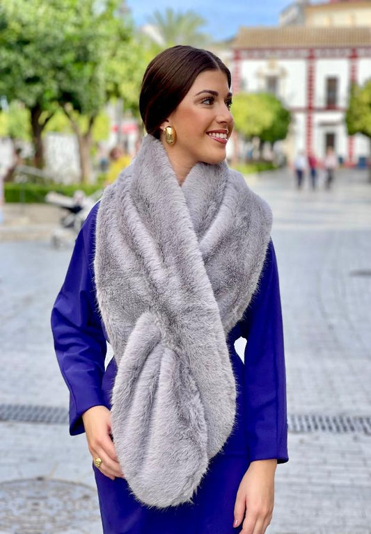 Estola Peluche Gris