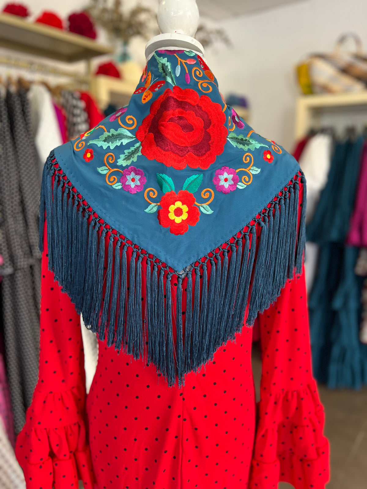 Mantón Celia Petróleo