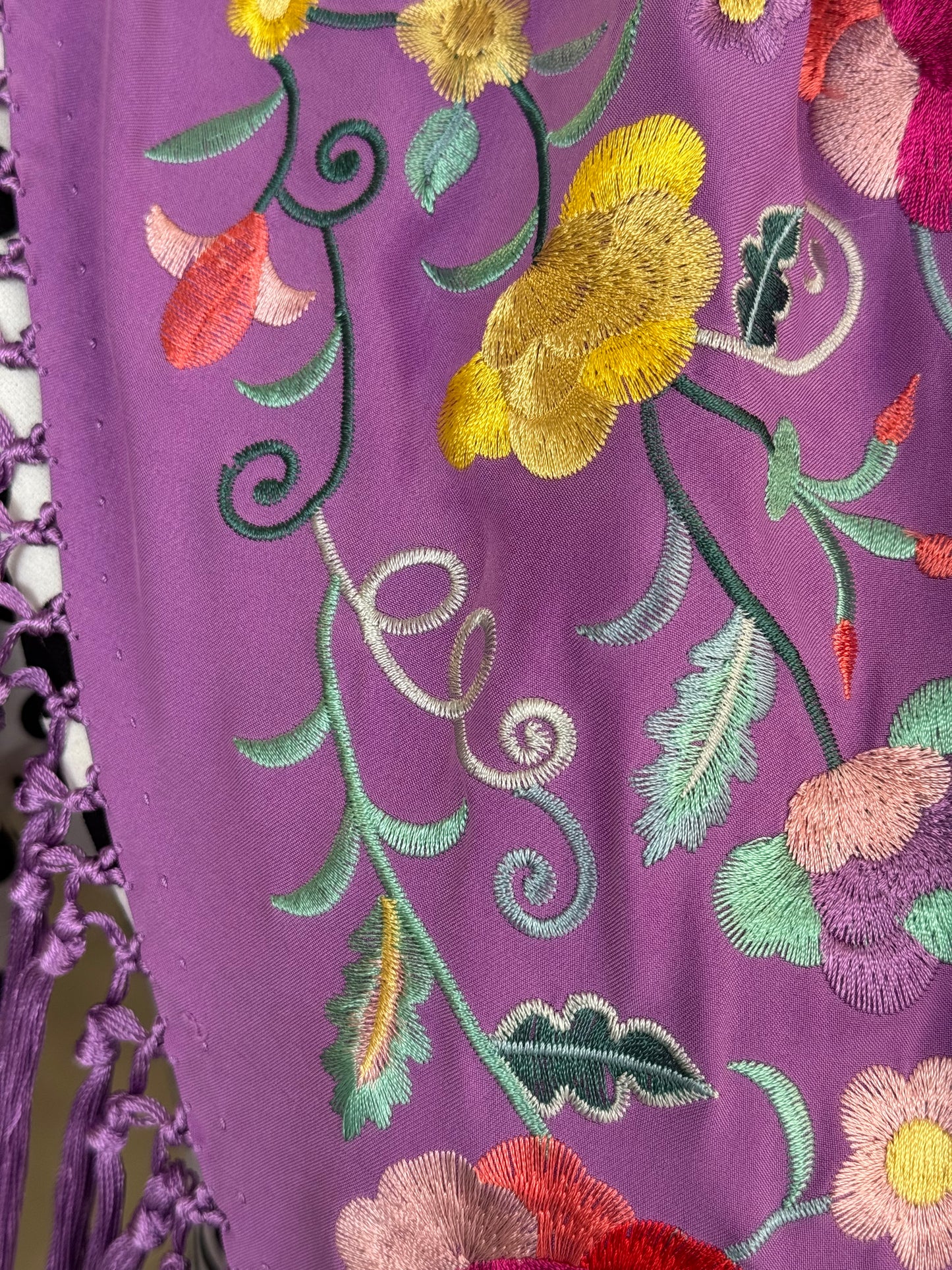 Mantón Carmen lila