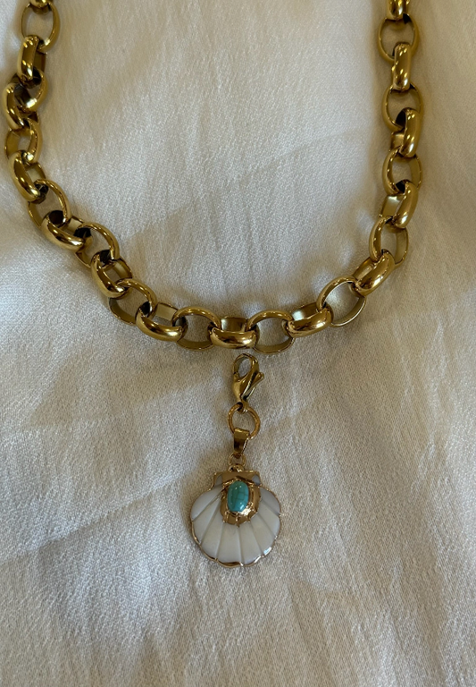 Charm Concha