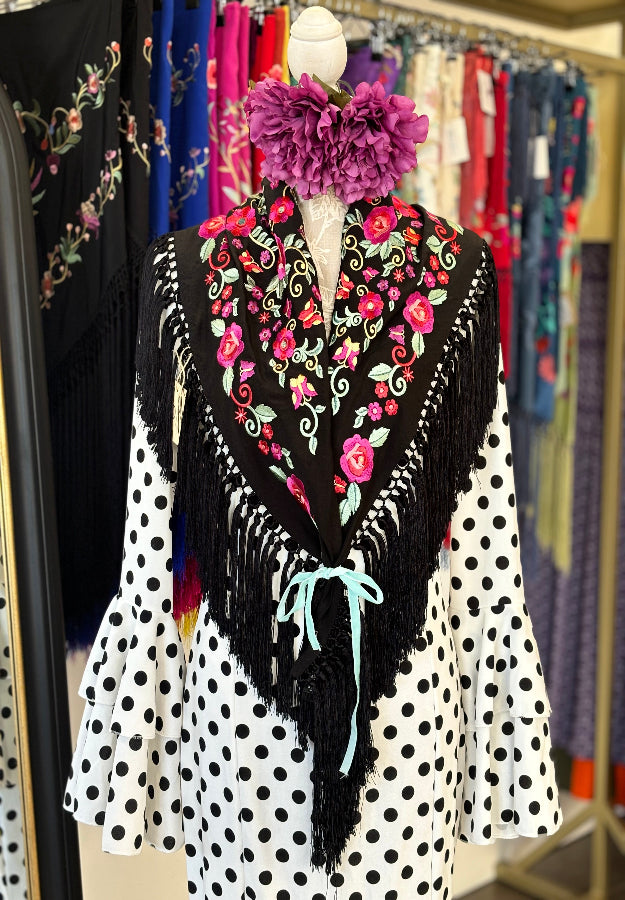 Mantón María mediano negro