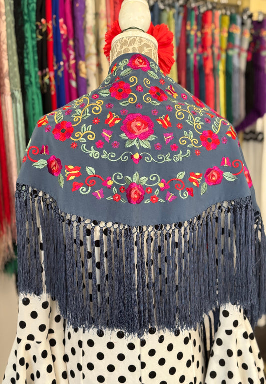 Mantón María mediano azul ducado