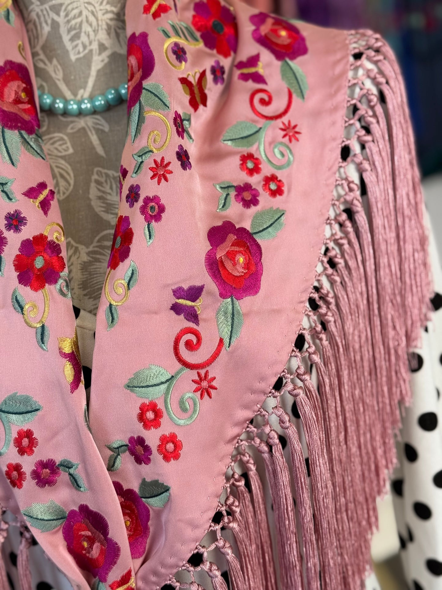 Manton Maria rosa bebe