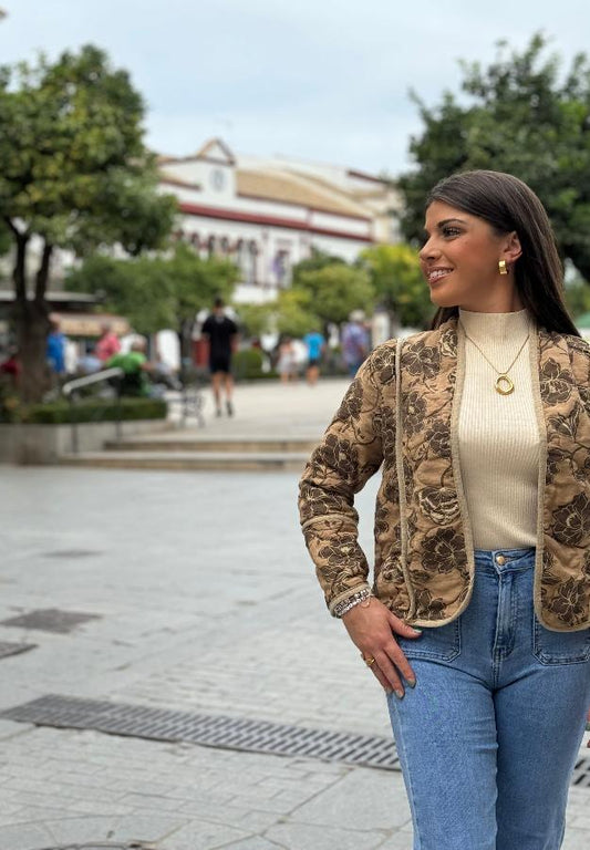 Chaqueta estampada beige