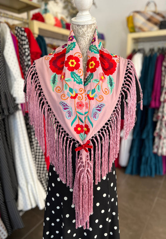Mantón Celia Rosa Maquillaje