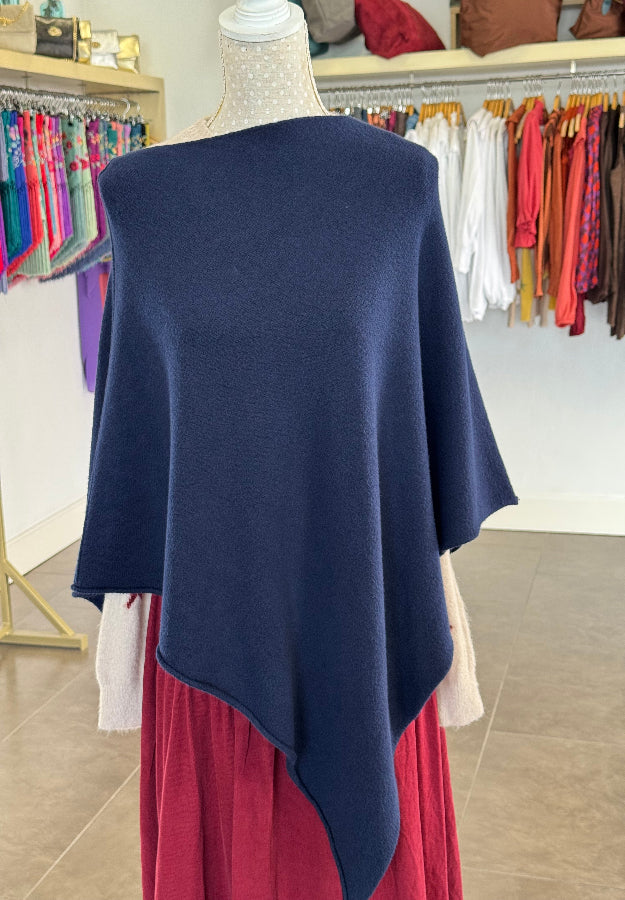 Poncho lana azul marino
