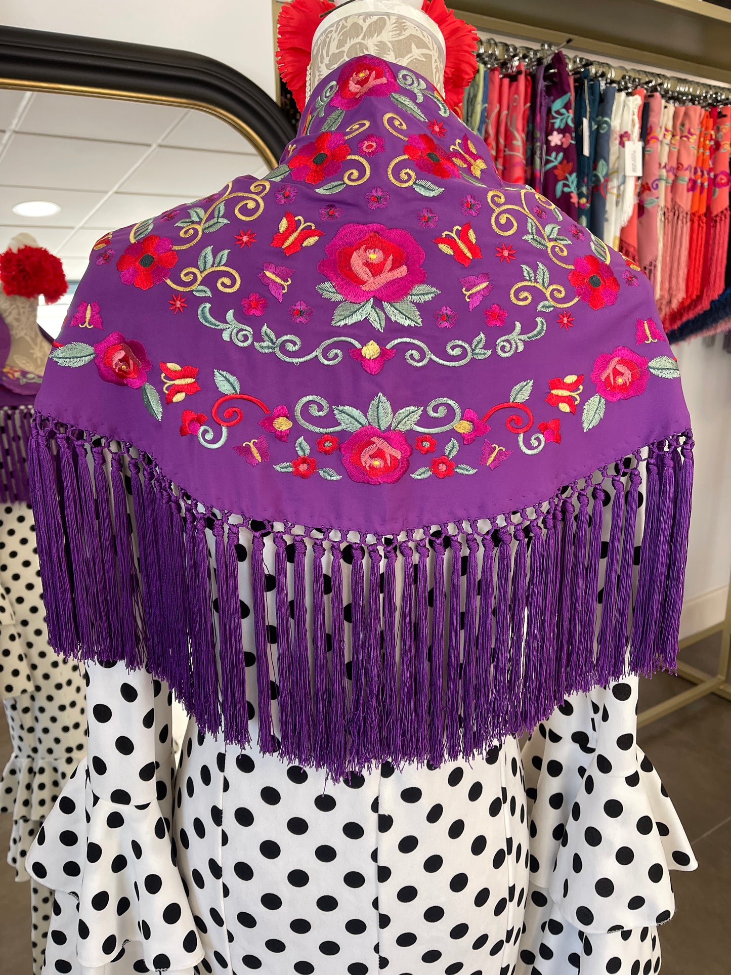 Manton Maria morado
