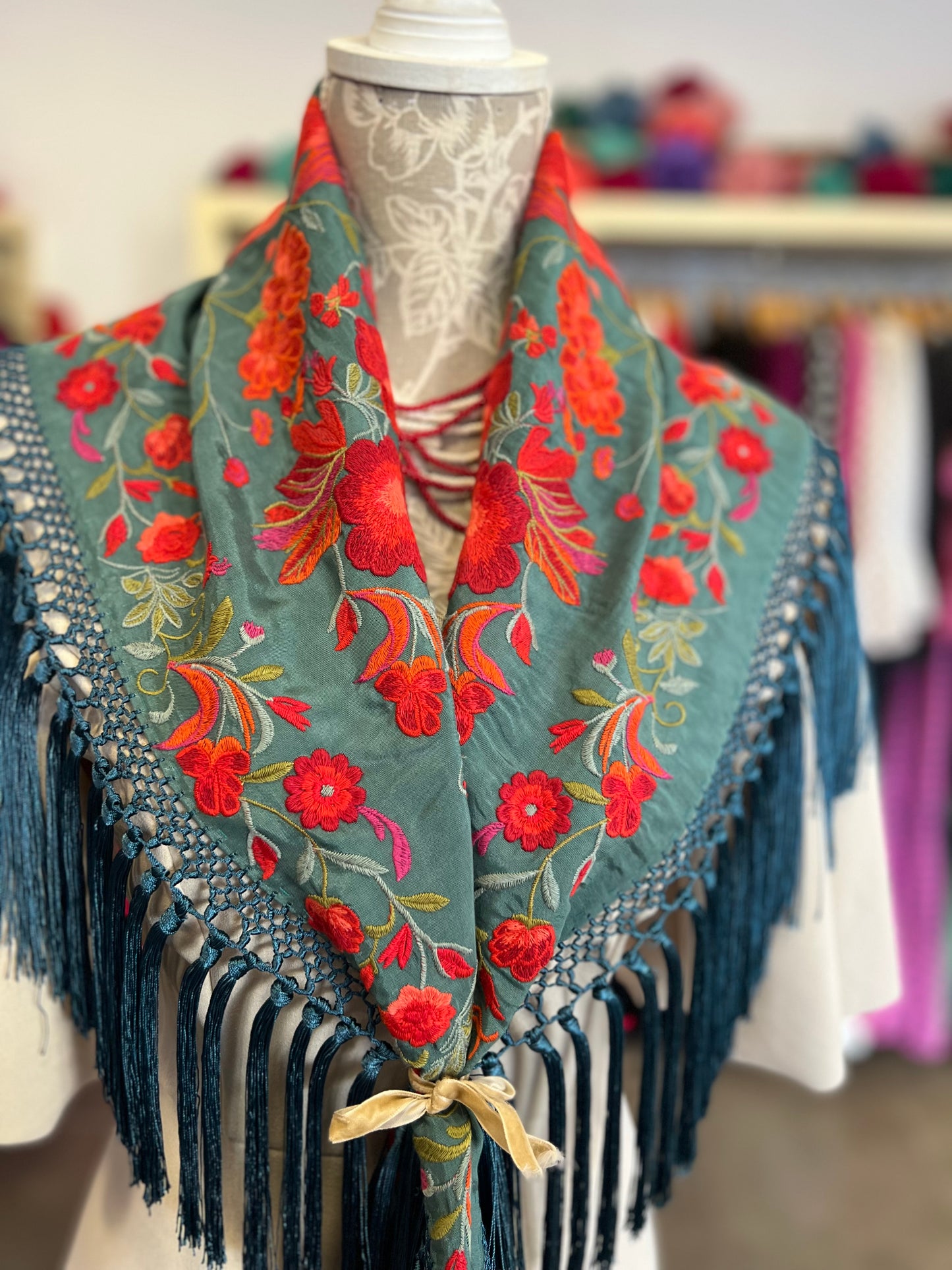 Mantón Cantillana Azul y Naranja