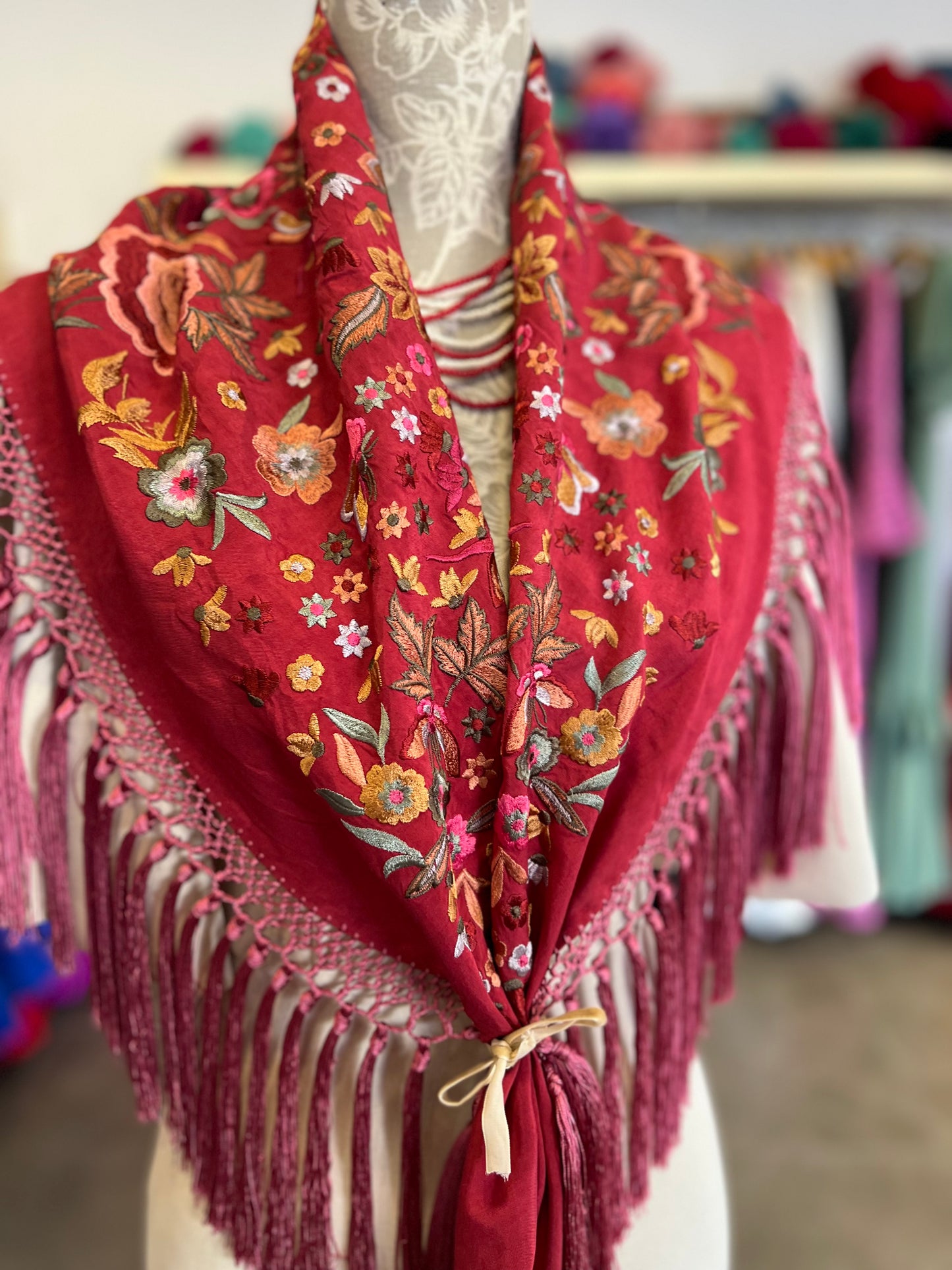 Mantón Cantillana Rojo Granate