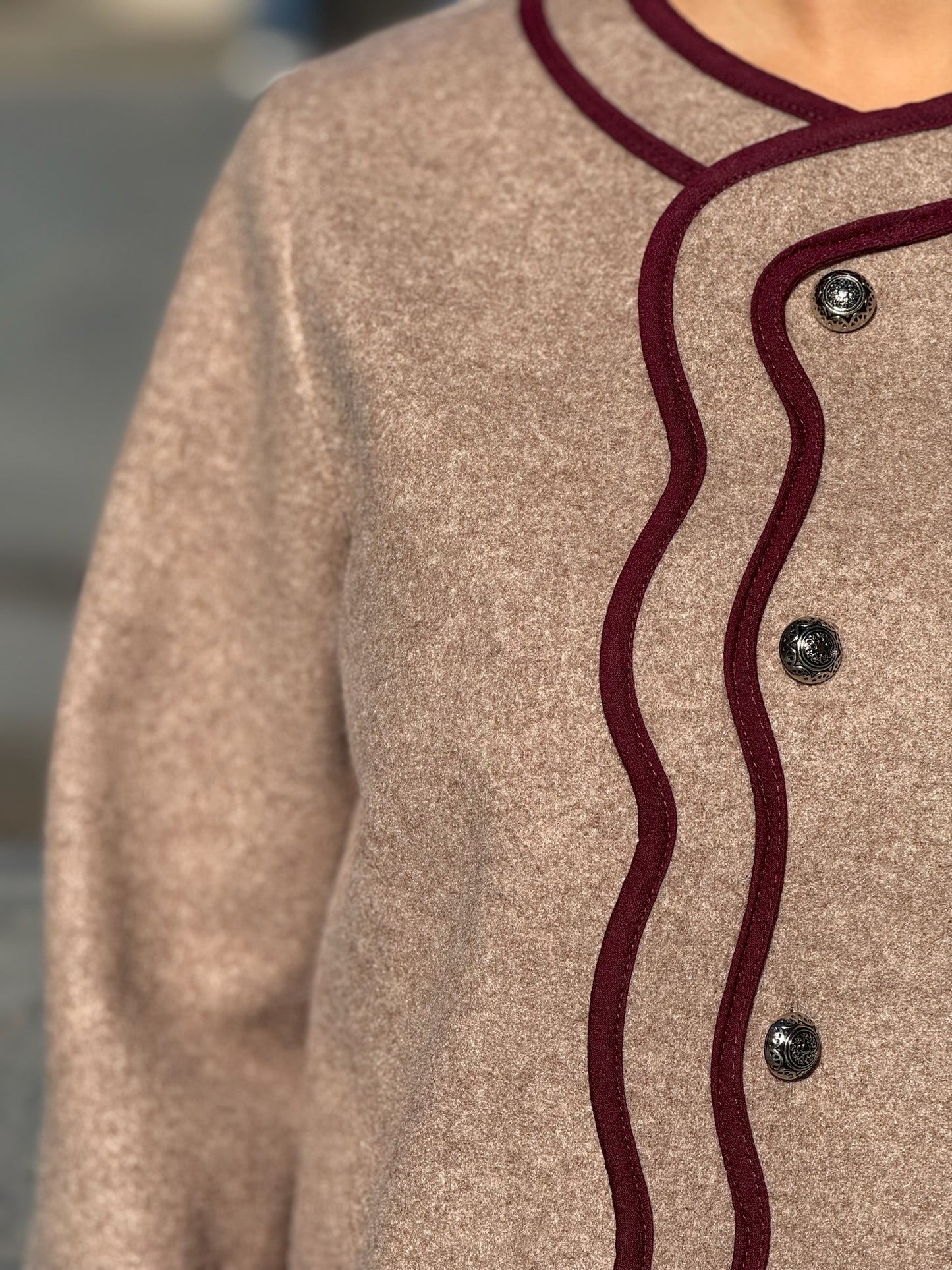 Chaqueta Carla Camel