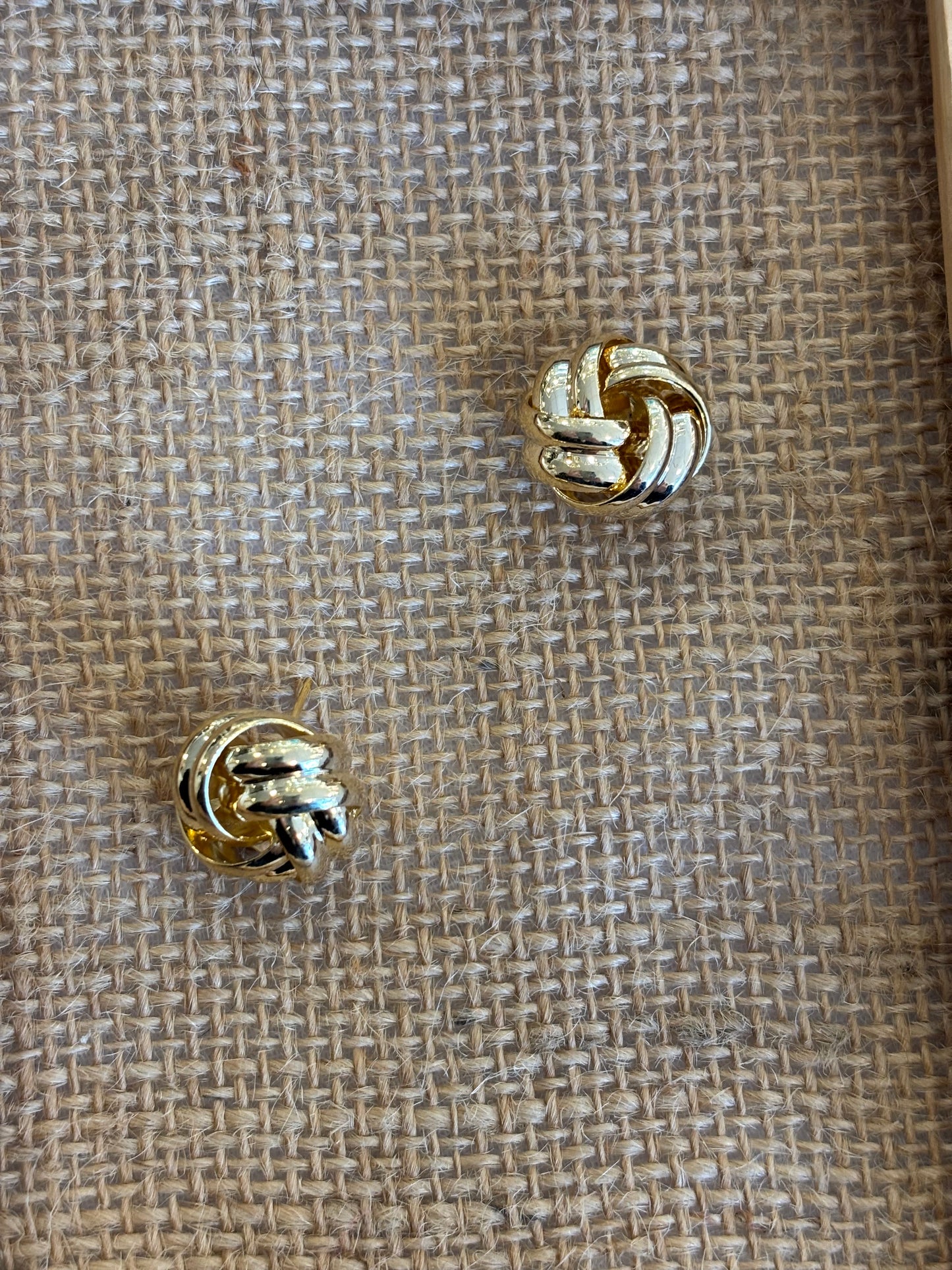 Pendiente entrelazado