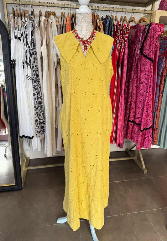Vestido perforado amarillo