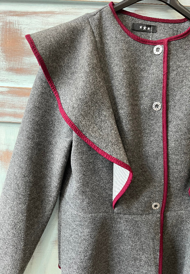 Chaqueta Gris Volante