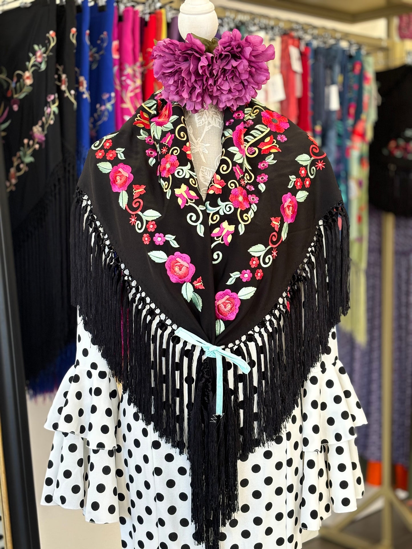 Mantón Pastora negro