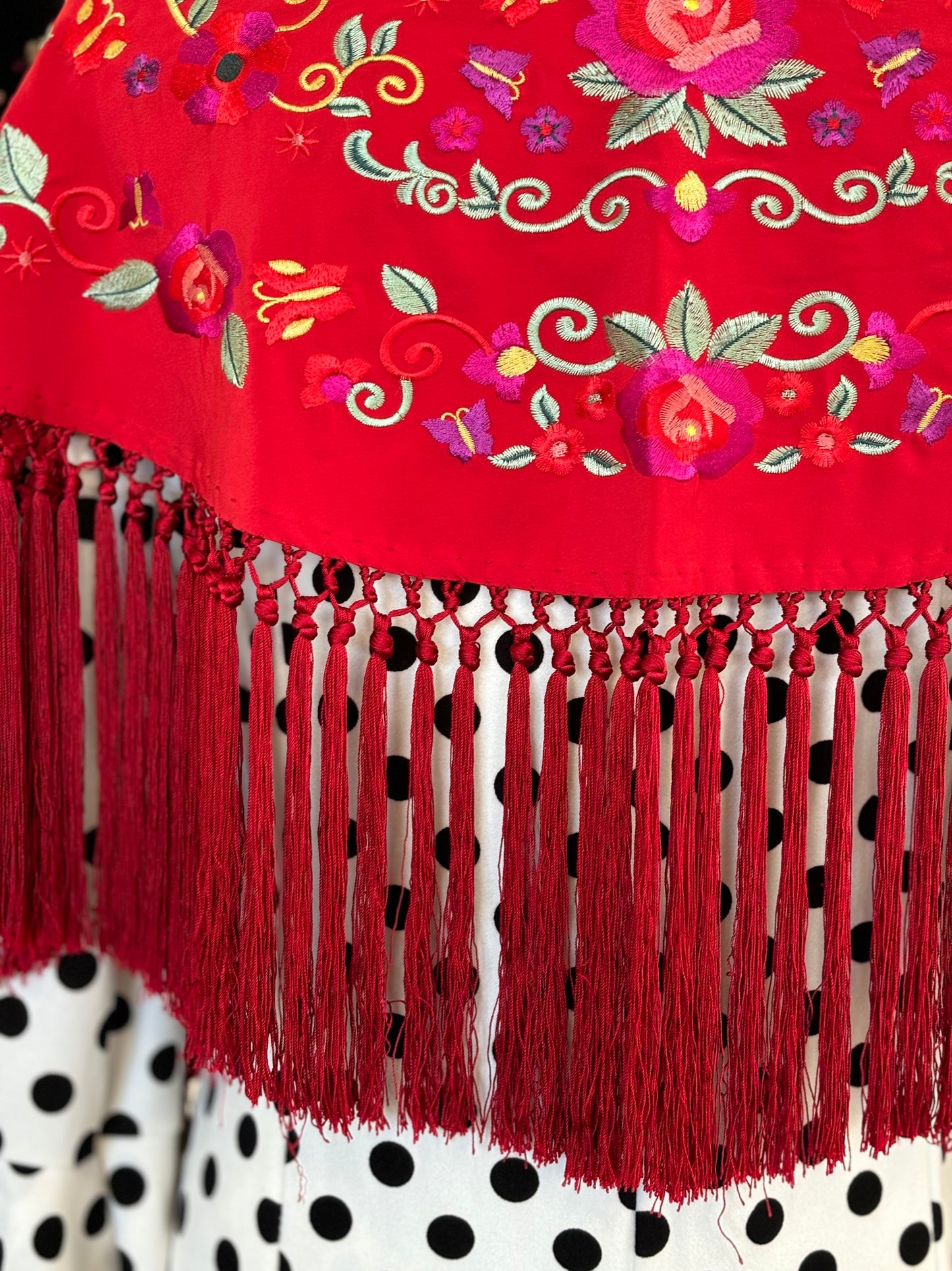 Mantón María mediano rojo