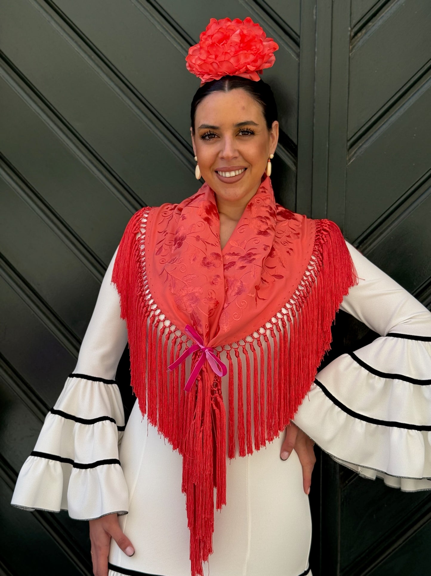 Mantón María al tono coral