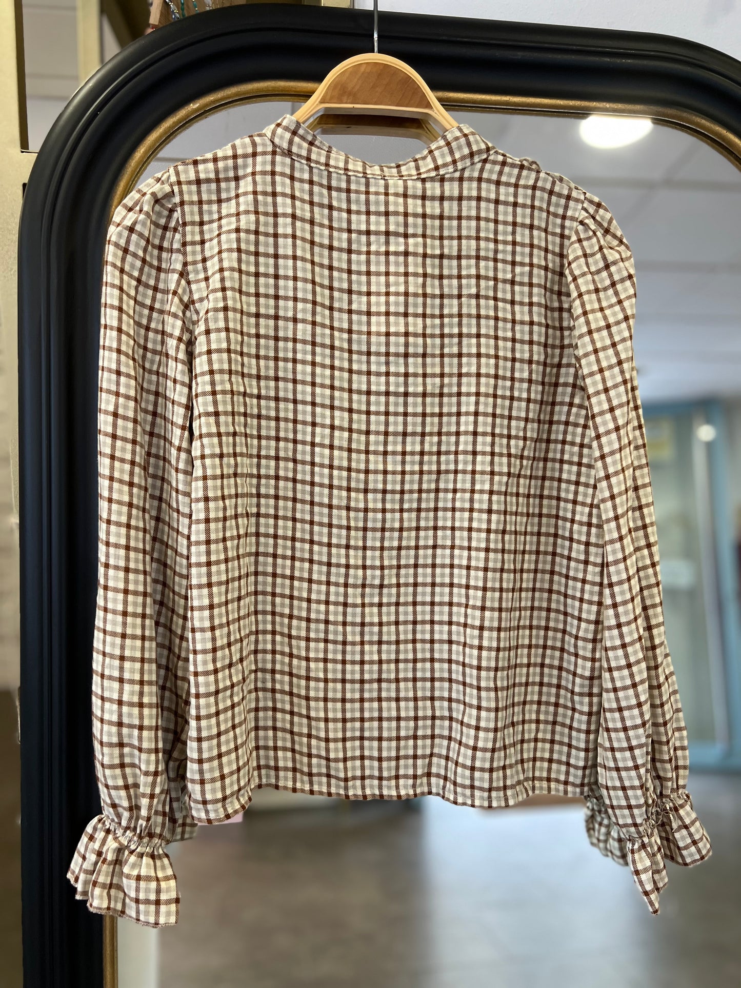 Camisa Gala Beige y Marrón