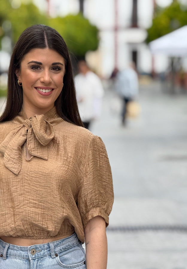 Blusa Nerea camel