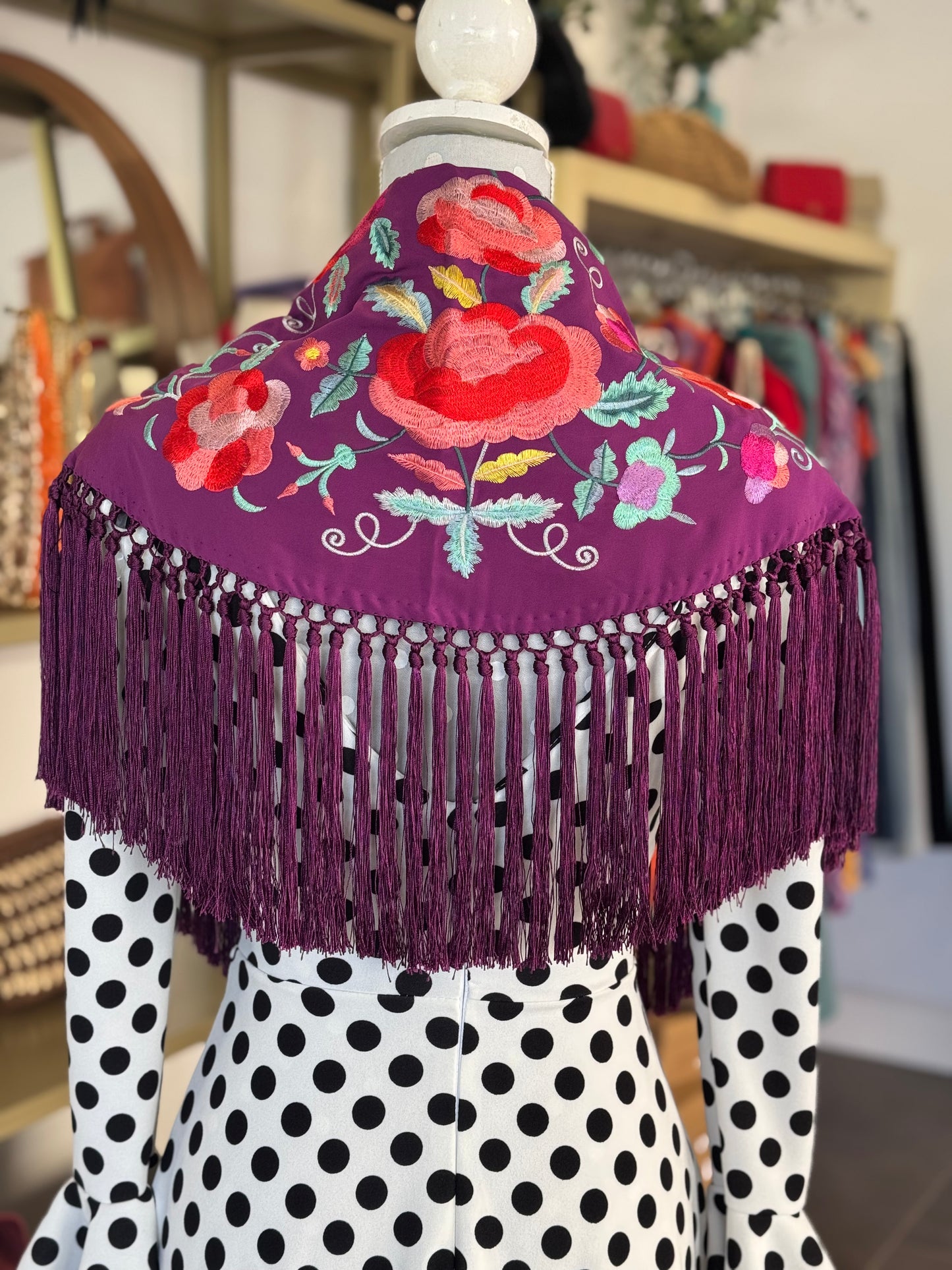 Mantón Carmen berenjena