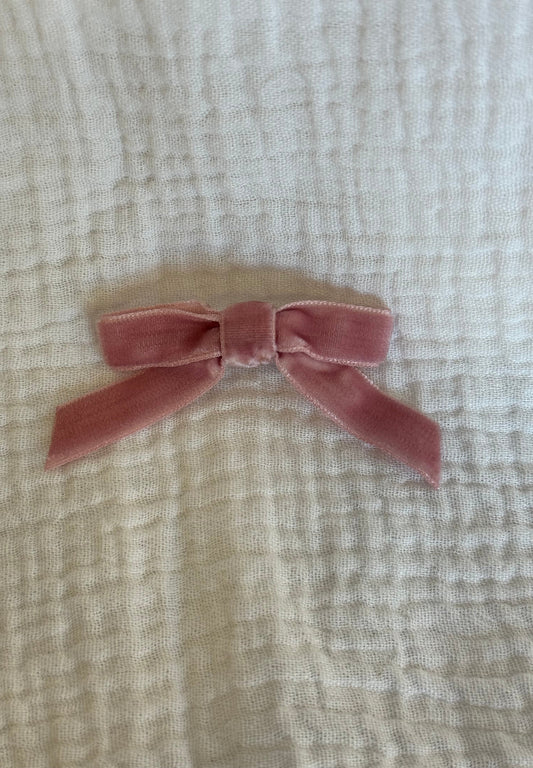 Broche lazo terciopelo rosa