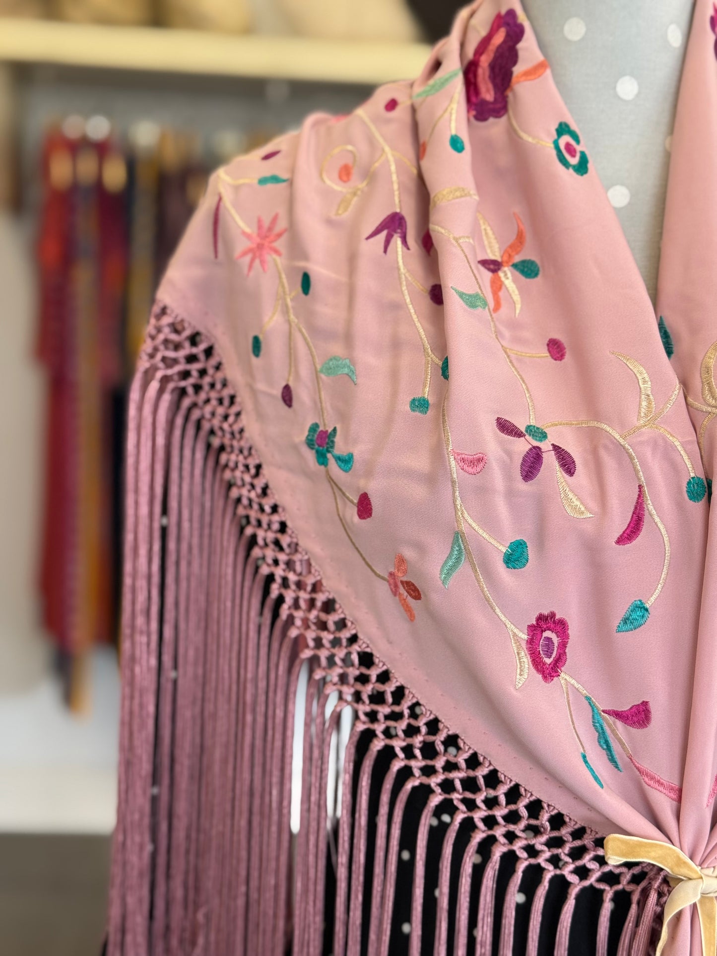 Mantón Paloma Rosa
