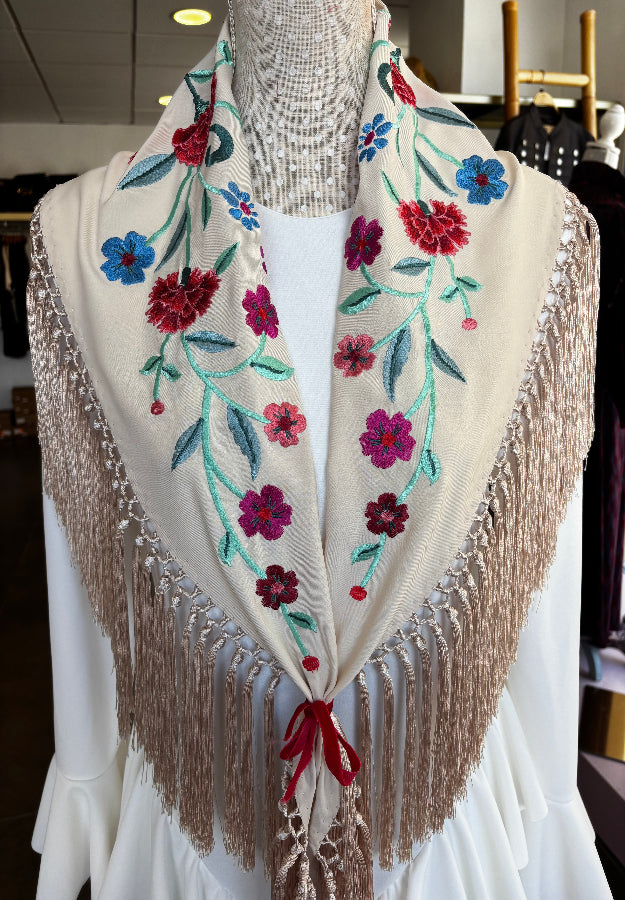 Mantón Clavel Beige
