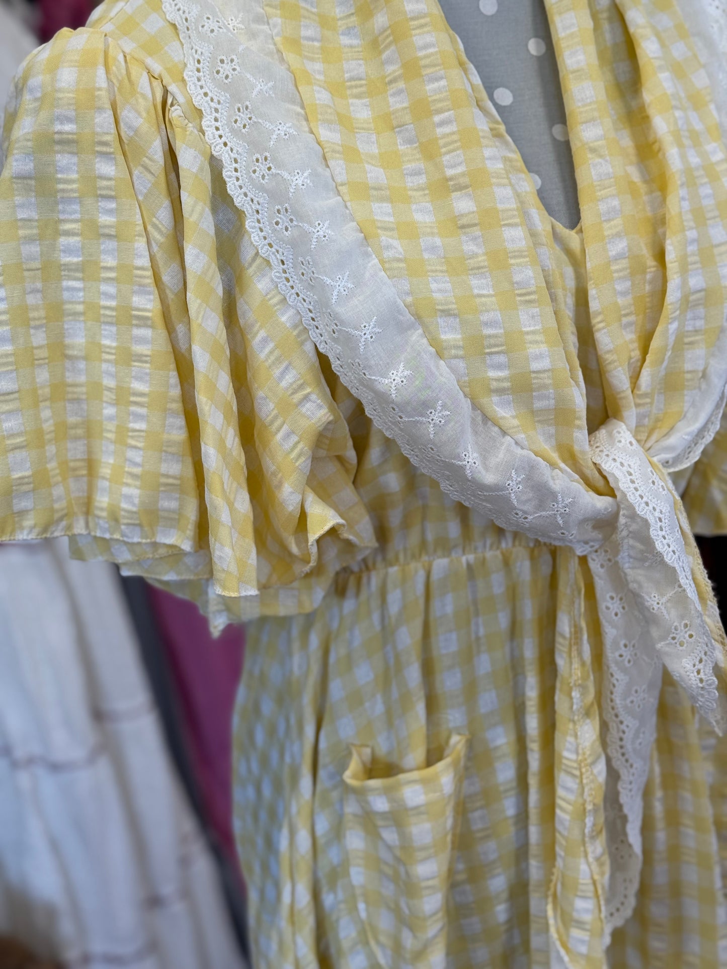 Bata y Piquillo Lola Amarillo