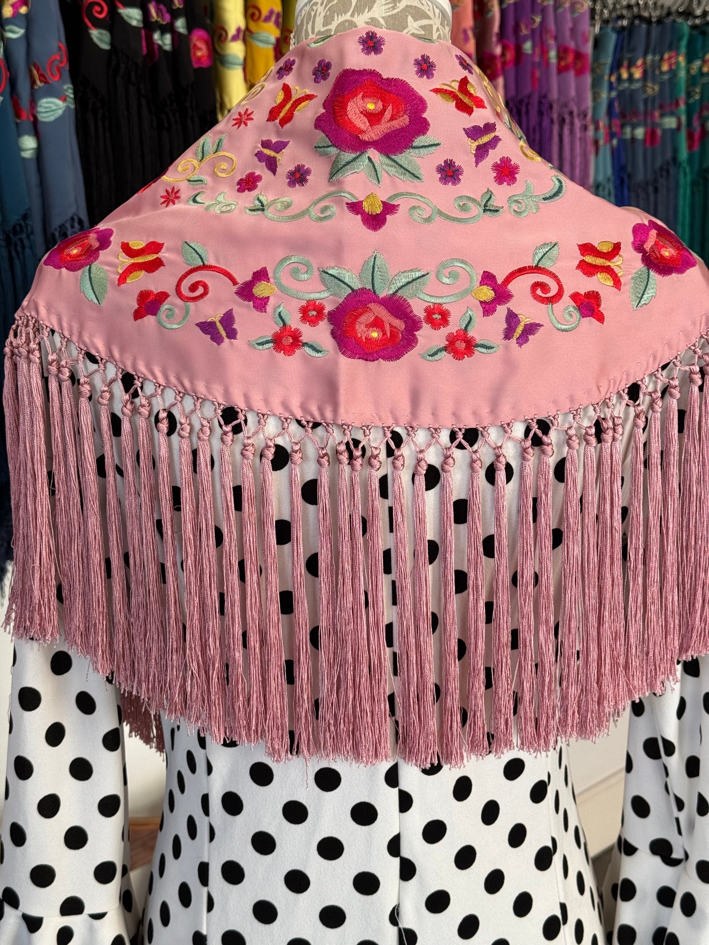 Manton Maria rosa bebe