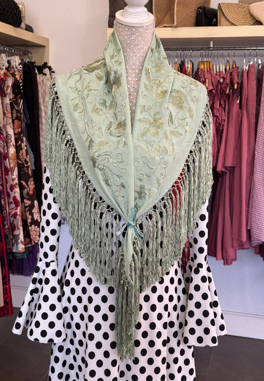 Mantón María al tono verde manzana