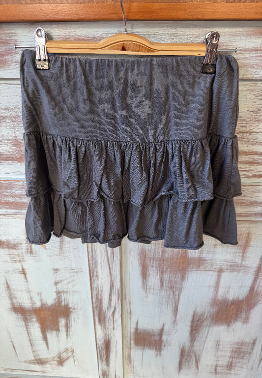 Falda volante gris