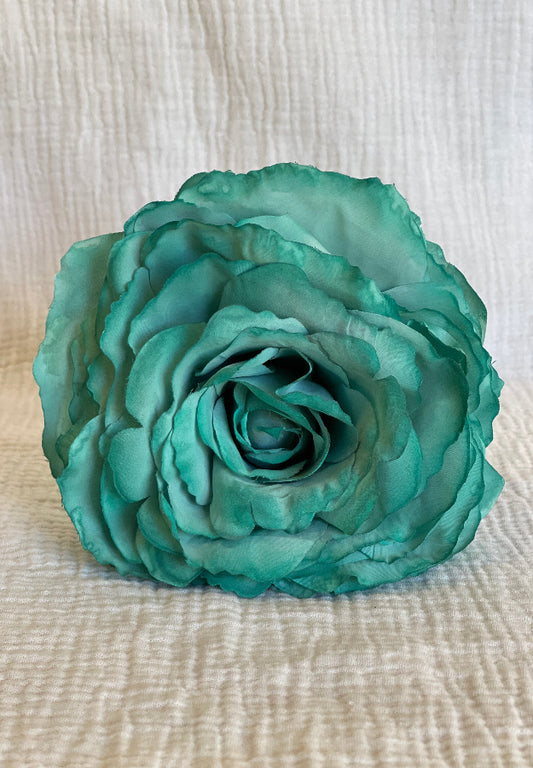 Rosa color verde agua