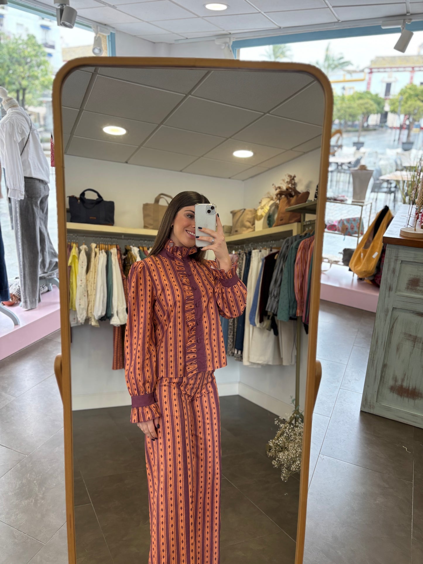 Conjunto Matilda morado y naranja