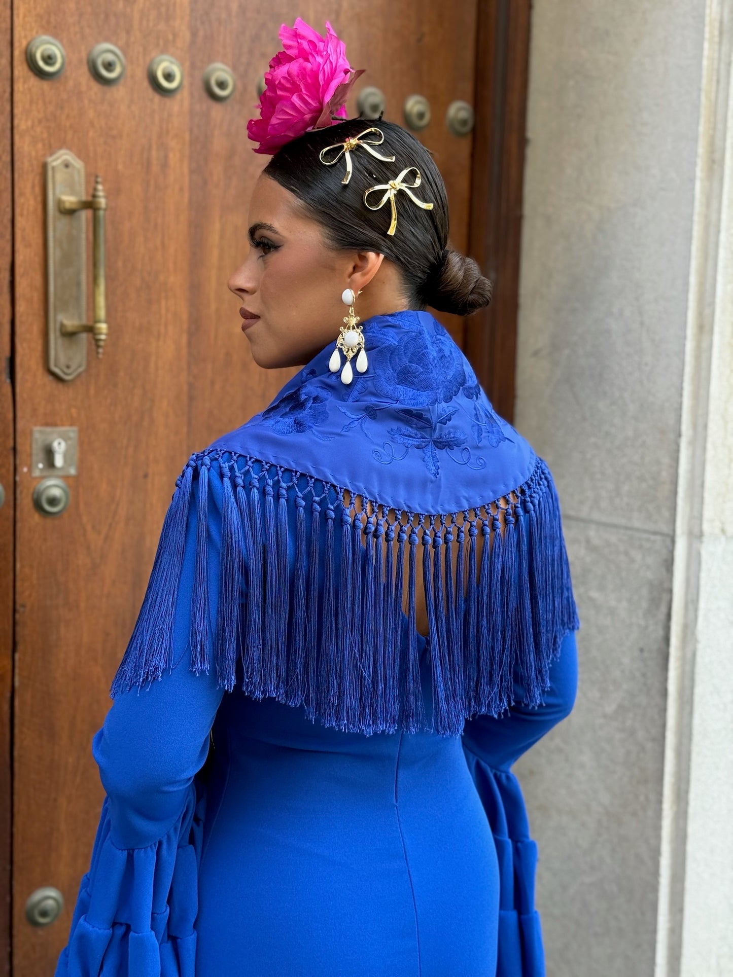 Mantón María Al Tono Azul Klein
