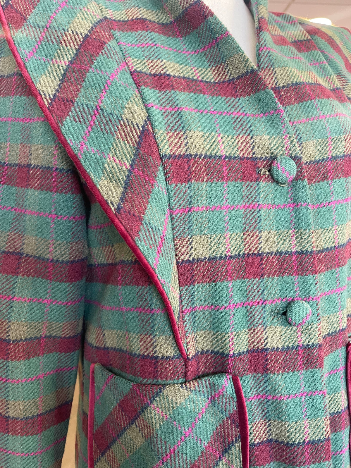 Chaqueta Martina Verde y Burdeos
