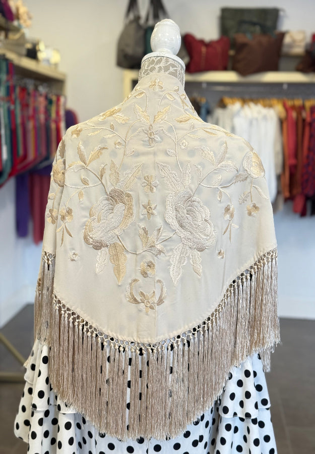 Mantón Irene Beige