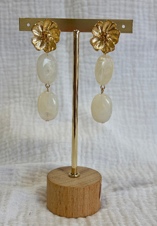 Pendiente Azahar beige