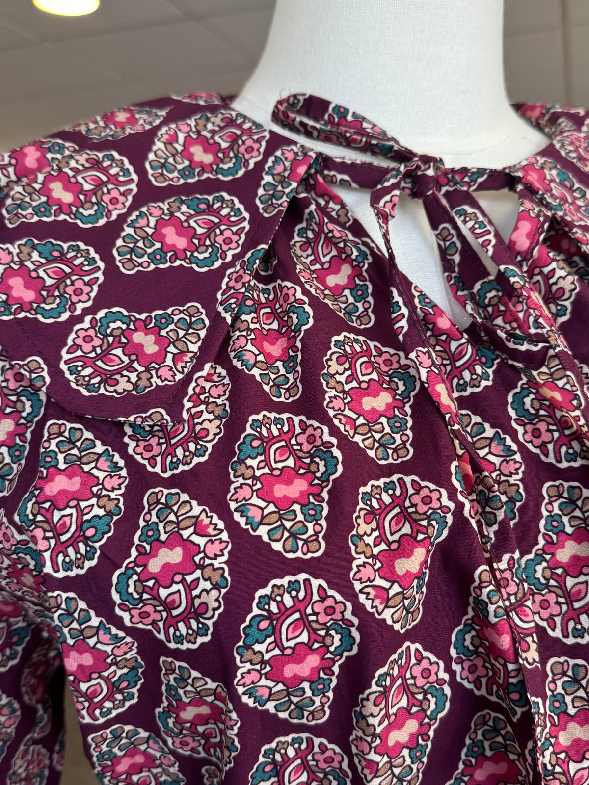 Blusa María Fondo Buganvilla
